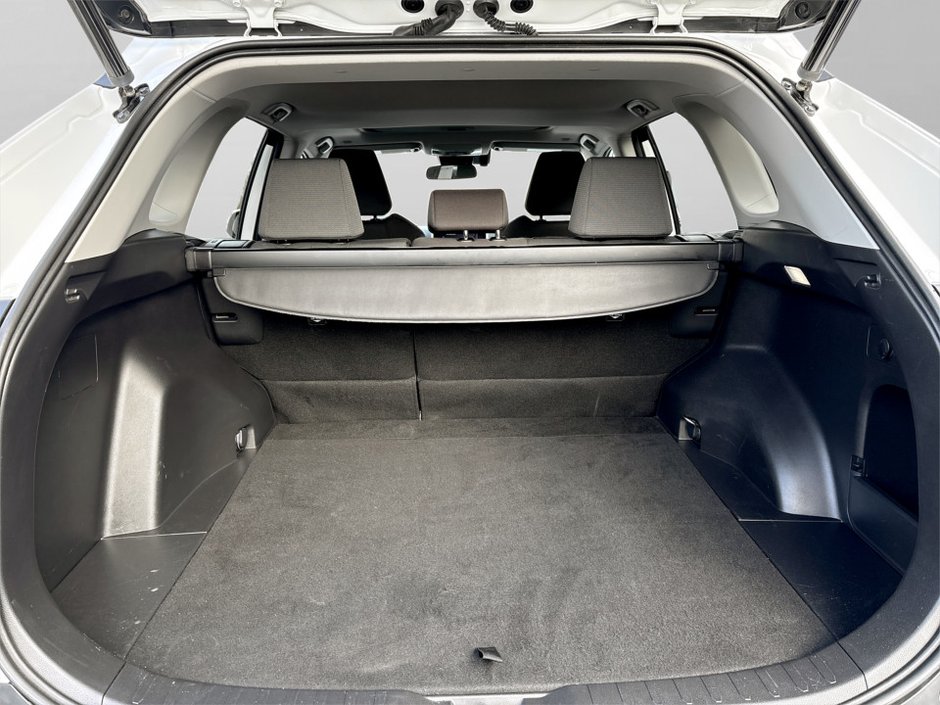 2023 Toyota RAV4 XLE-4