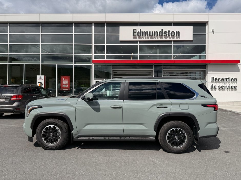2026 Toyota Sequoia Hybrid SR5 TRD OFF-ROAD-1