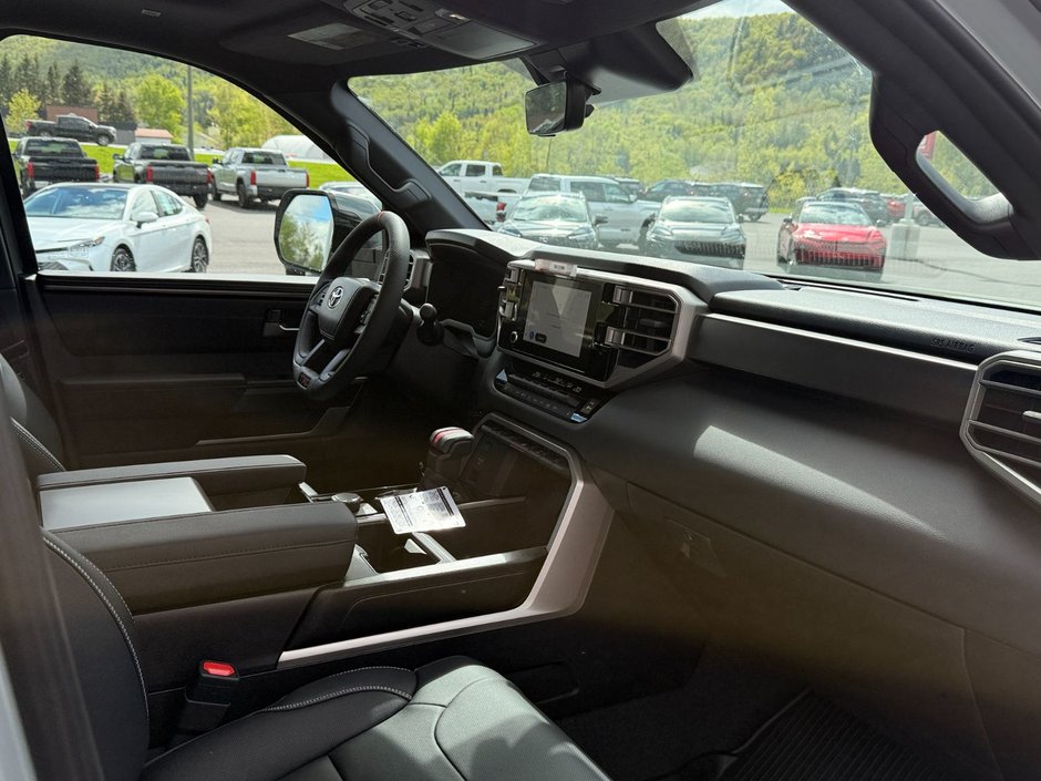 2026 Toyota Sequoia Hybrid SR5 TRD OFF-ROAD-12