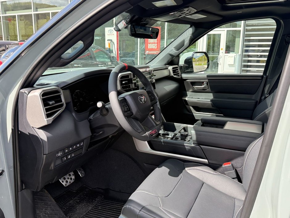 2026 Toyota Sequoia Hybrid SR5 TRD OFF-ROAD-6