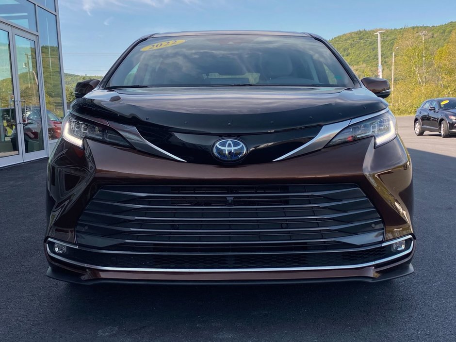 2022 Toyota SIENNA HYBRID LIMITED Limited-1