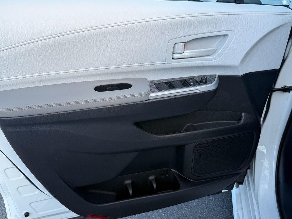 Toyota SIENNA LE 8 PLACES LE 2026-7