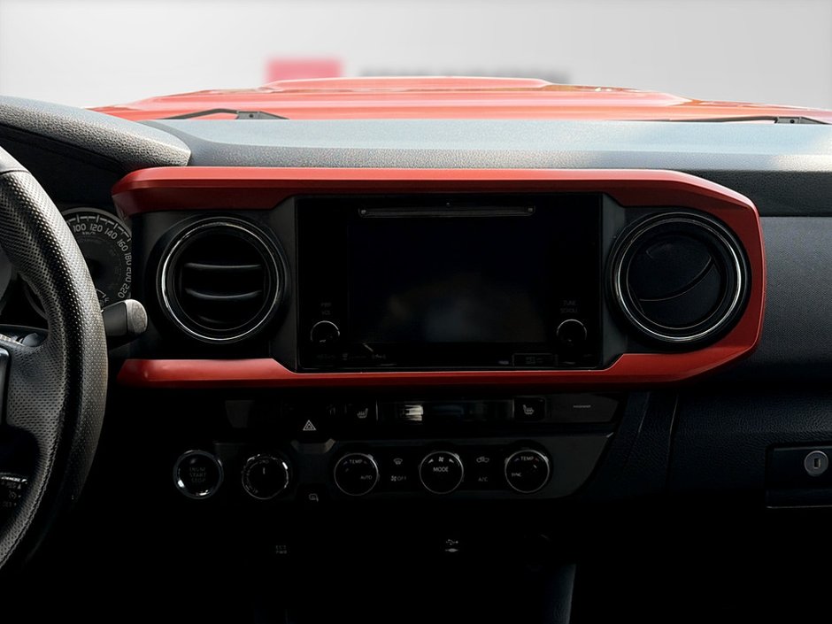 Toyota TACOMA 4X4 SR5 2017-9