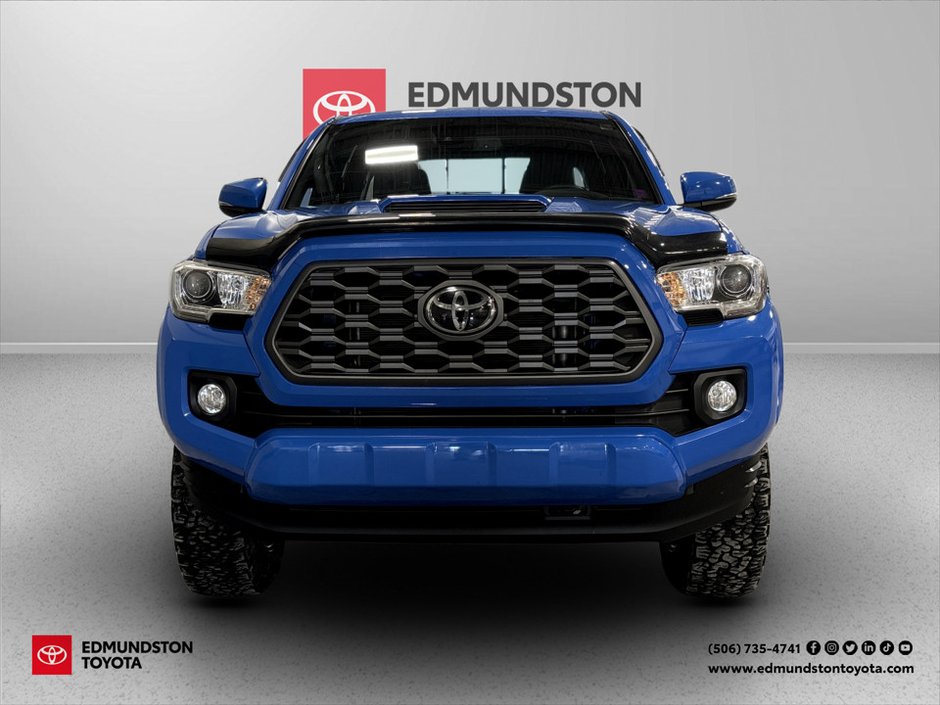 2021 Toyota TACOMA 4X4-4