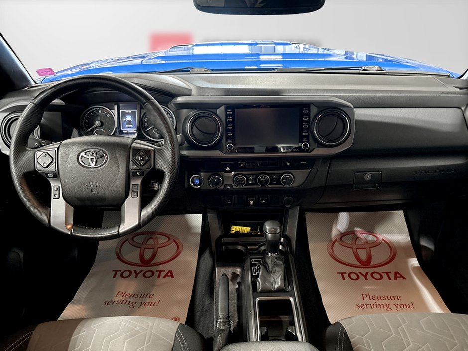 2021 Toyota TACOMA 4X4-9