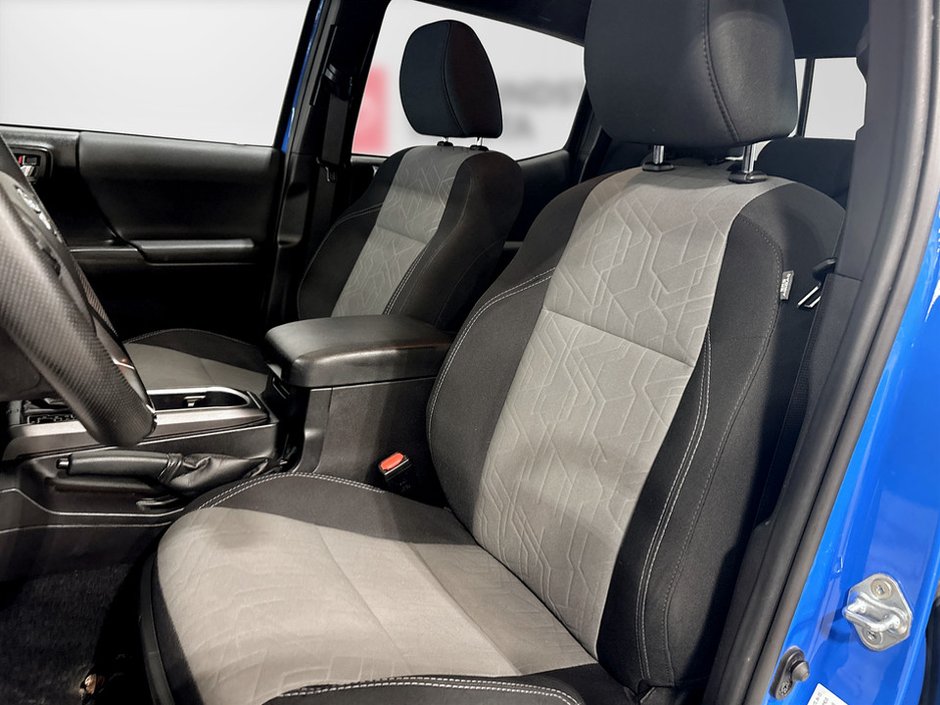 2021 Toyota TACOMA 4X4-7