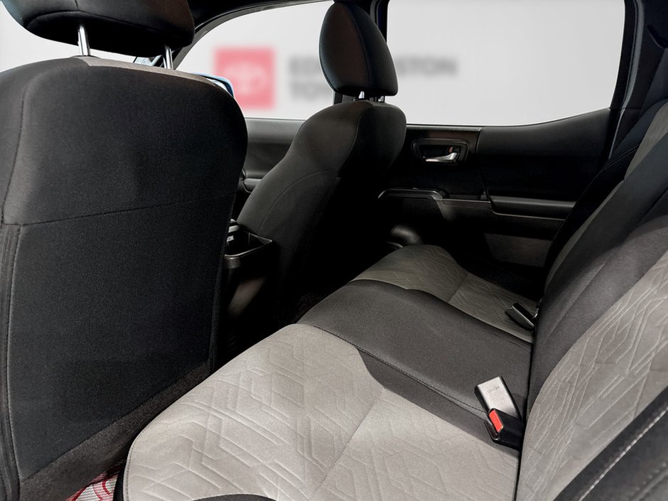 2021 Toyota TACOMA 4X4-11