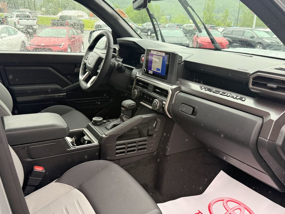 2026 Toyota TACOMA DOUBLE CAB AT-10