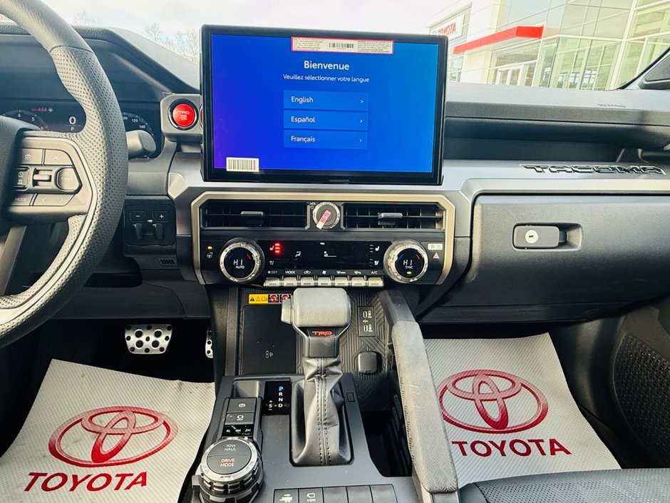 2025 Toyota TACOMA DOUBLE CAB AT-11