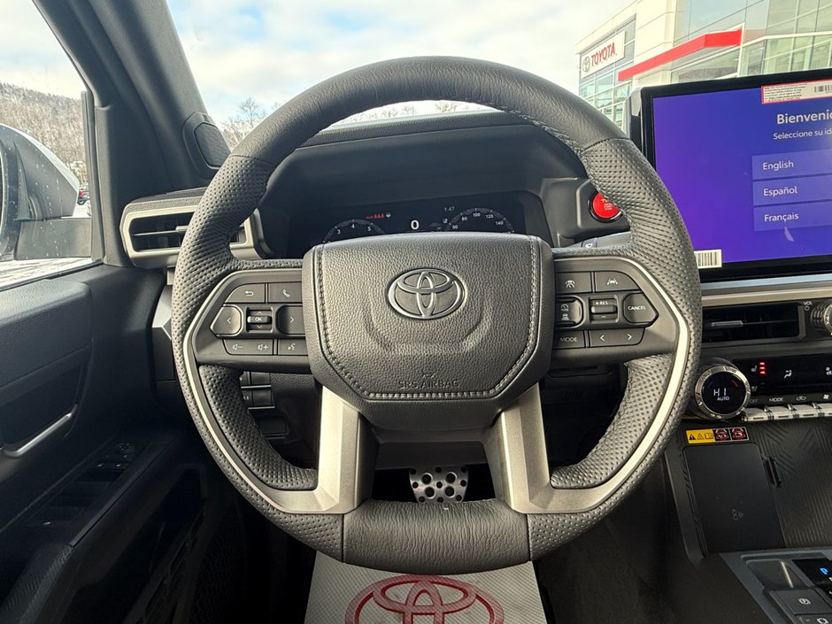 2025 Toyota TACOMA DOUBLE CAB AT-10