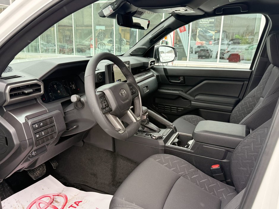 2026 Toyota TACOMA DOUBLE CAB AT-6