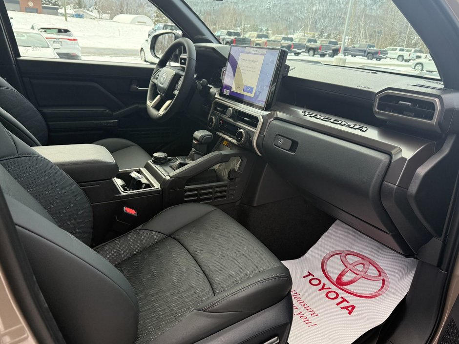 Toyota TACOMA DOUBLE CAB AT  2026-14