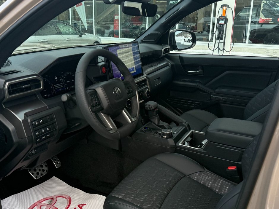 Toyota TACOMA DOUBLE CAB AT  2026-8