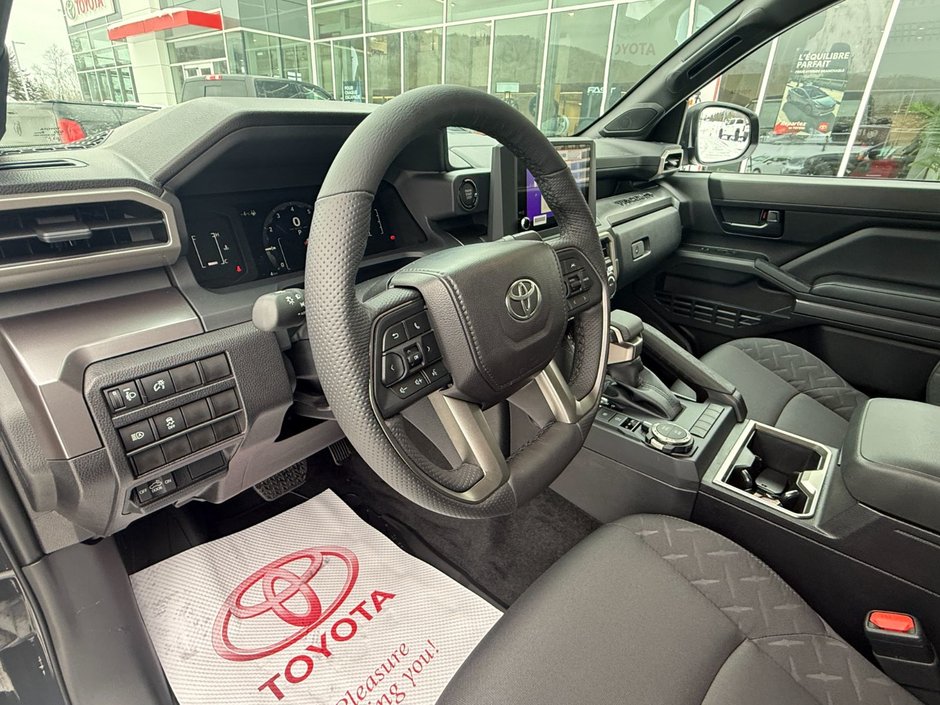 Toyota TACOMA DOUBLE CAB AT  2026-12
