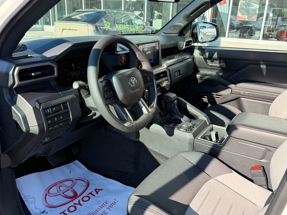 2026 Toyota TACOMA DOUBLE CAB AT-6