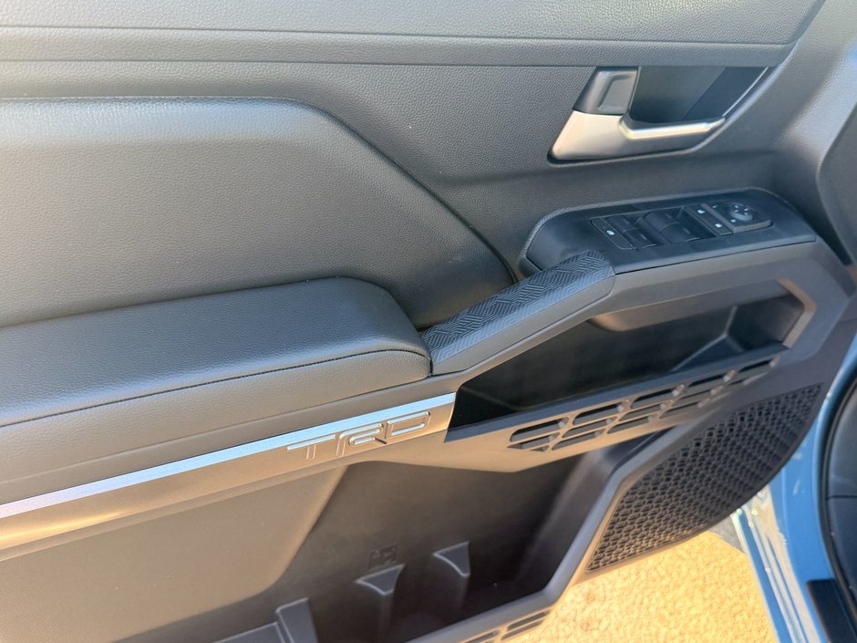 2026 Toyota TACOMA DOUBLE CAB AT-7