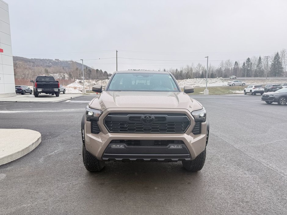 Toyota Tacoma DOUBLE CAB AT 2026-4