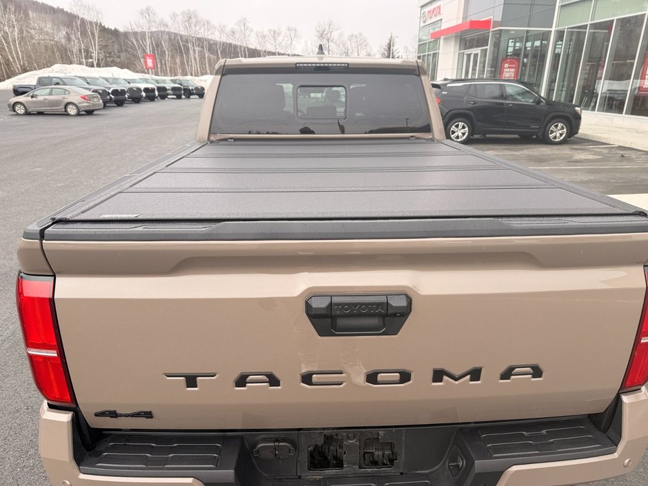 Toyota Tacoma DOUBLE CAB AT 2026-12
