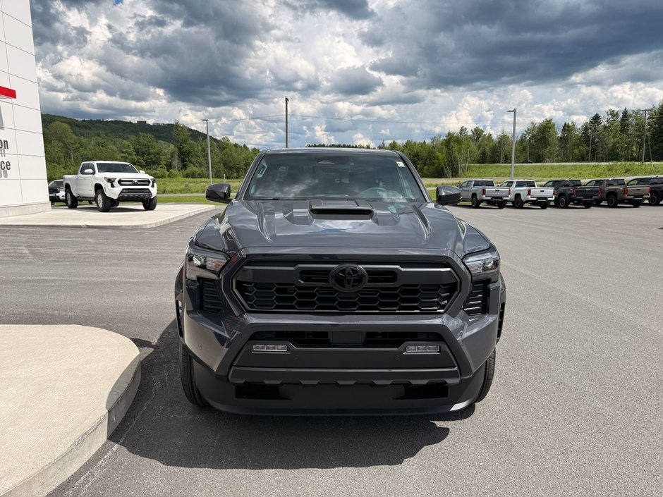 2026 Toyota TACOMA DOUBLE CAB AT-4