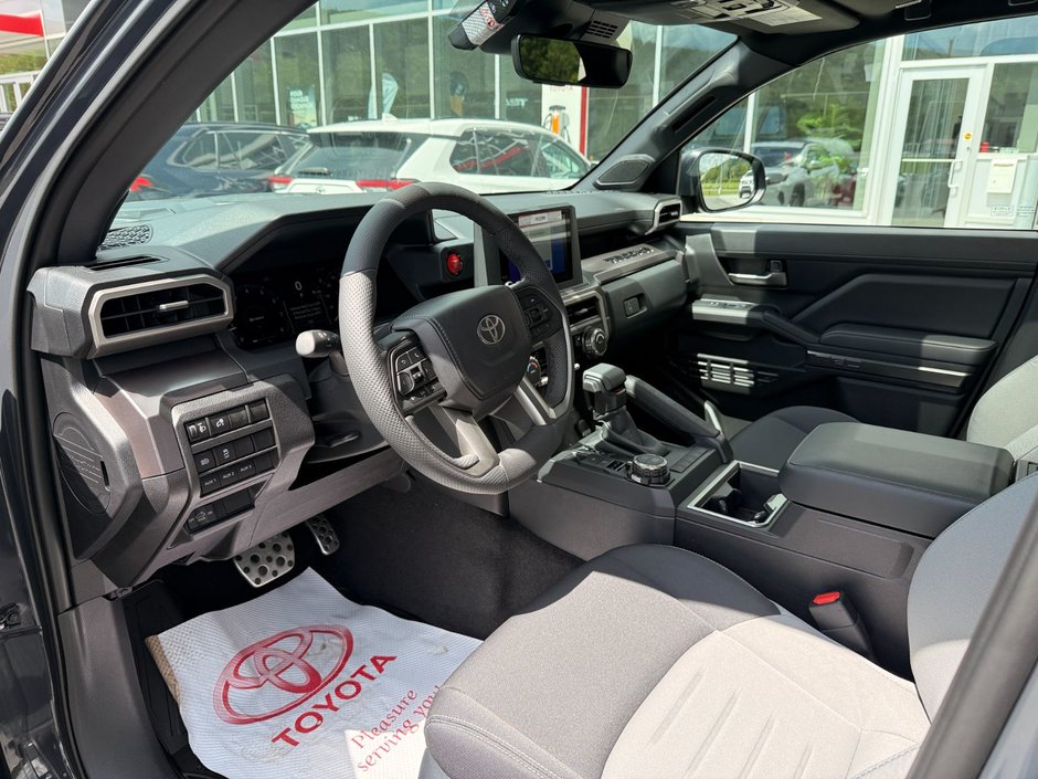 2026 Toyota TACOMA DOUBLE CAB AT-6