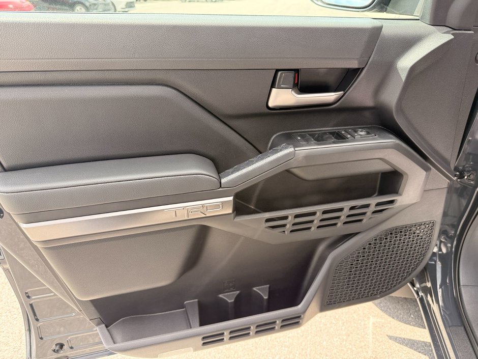 2026 Toyota TACOMA DOUBLE CAB AT-7