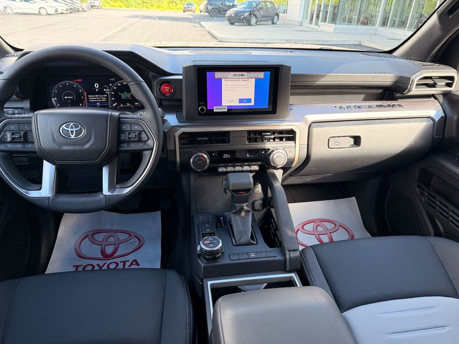 2026 Toyota TACOMA DOUBLE CAB AT-8