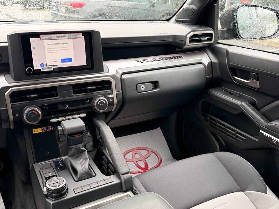 2026 Toyota TACOMA DOUBLE CAB AT-10