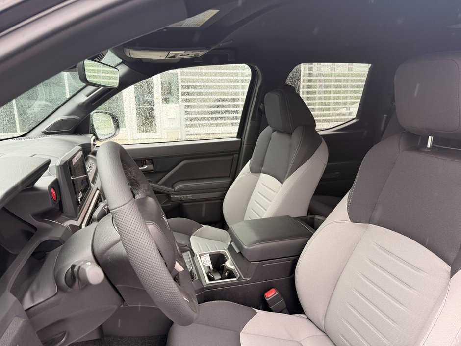 2026 Toyota TACOMA DOUBLE CAB AT-11