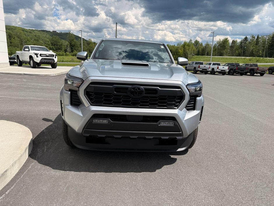 2026 Toyota TACOMA DOUBLE CAB AT-4