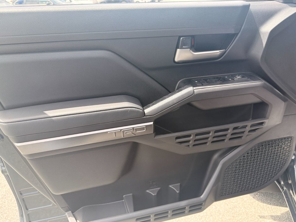 2026 Toyota TACOMA DOUBLE CAB AT-7