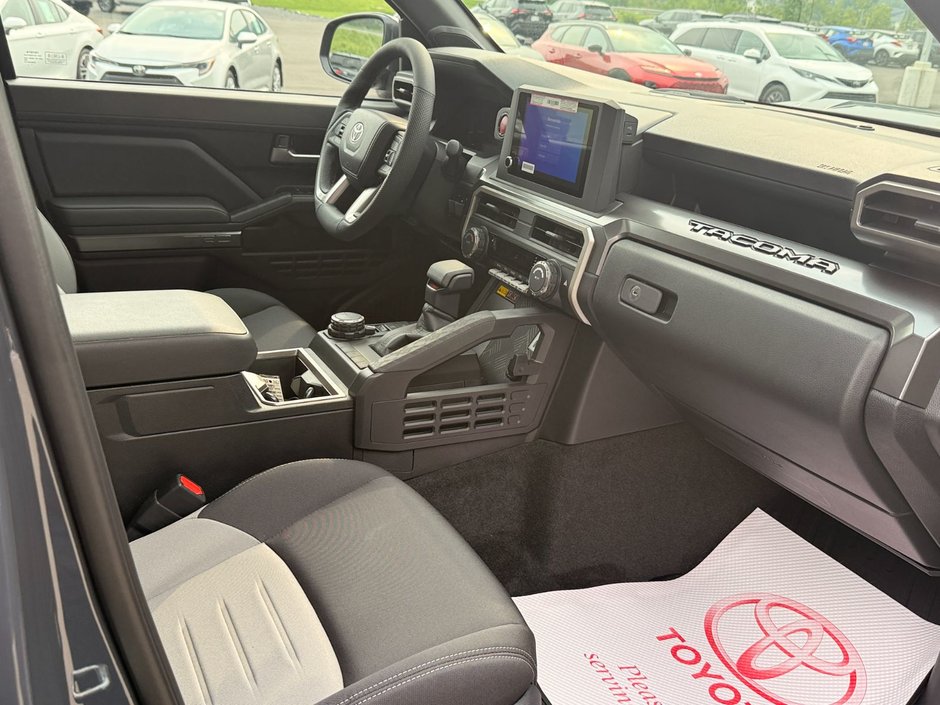 2026 Toyota TACOMA DOUBLE CAB AT-13