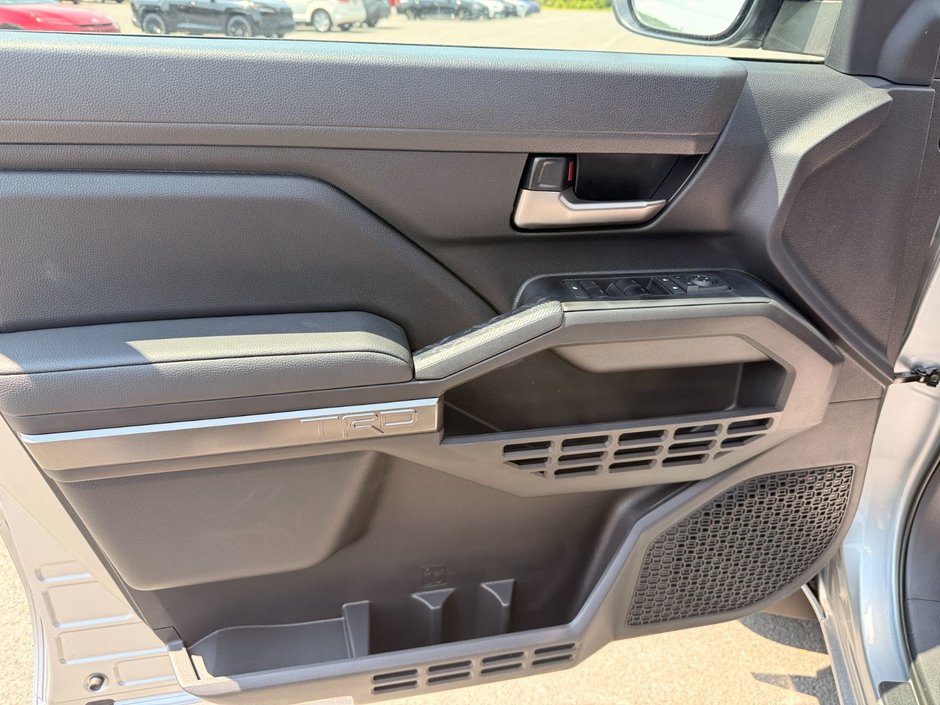 2026 Toyota TACOMA DOUBLE CAB AT-7