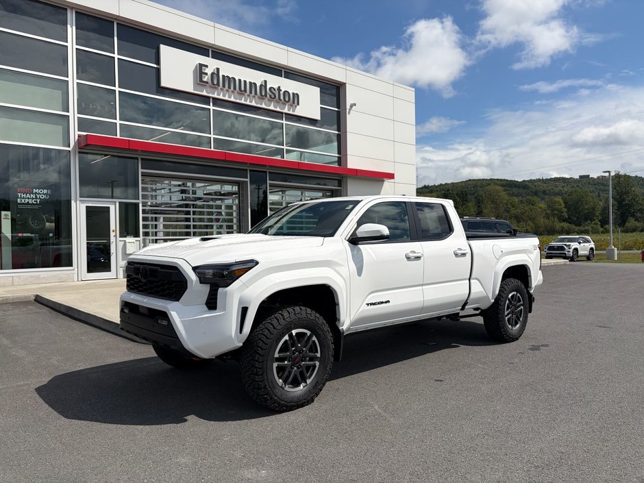 Toyota TACOMA DOUBLE CAB AT  2026-0
