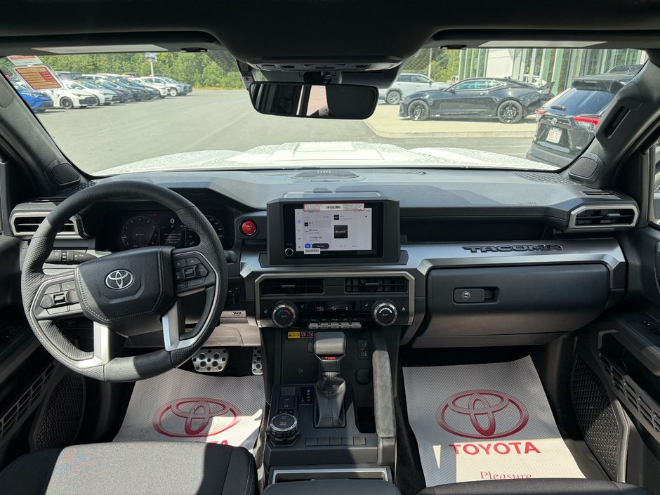 Toyota TACOMA DOUBLE CAB AT  2026-8