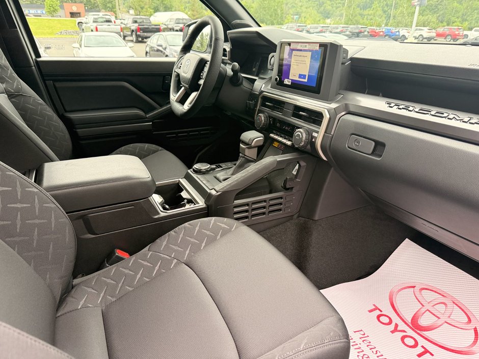 Toyota TACOMA DOUBLE CAB AT  2026-11