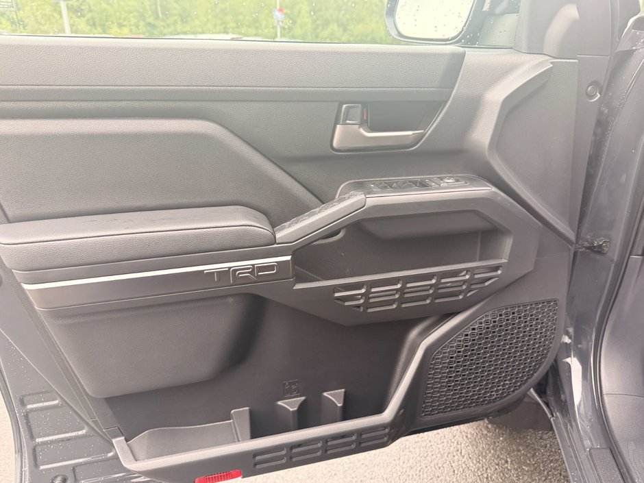 2026 Toyota TACOMA DOUBLE CAB AT-7