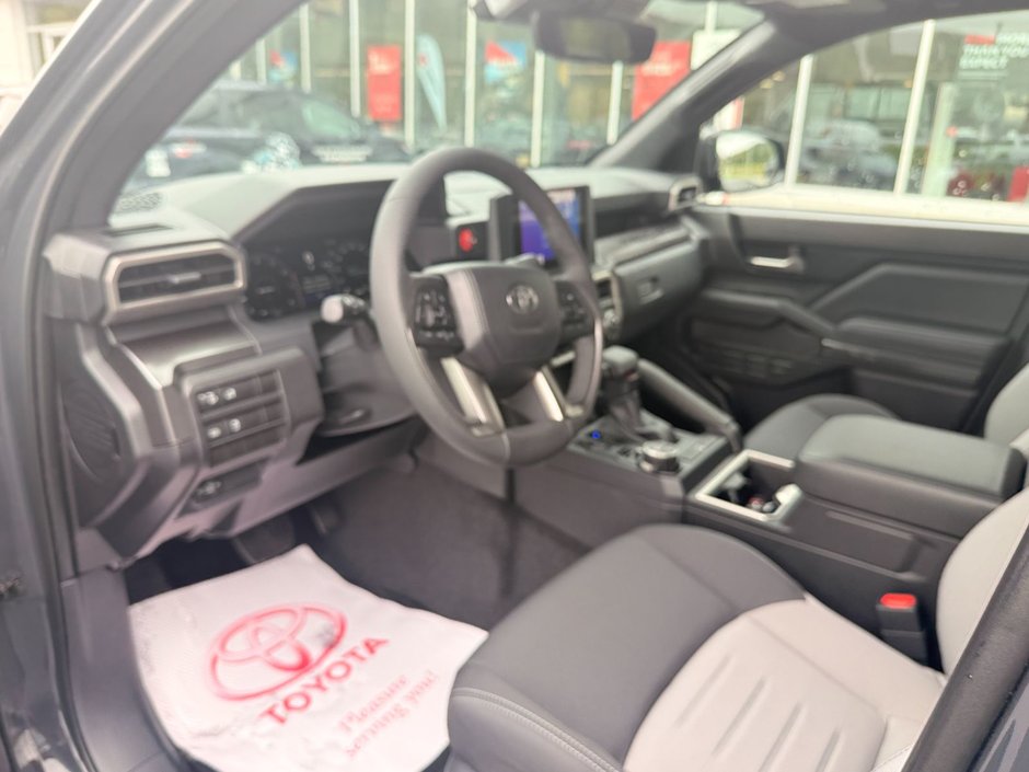2026 Toyota TACOMA DOUBLE CAB AT-6