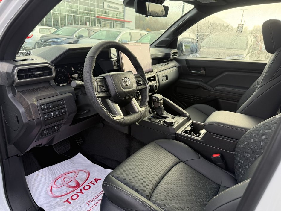 2025 Toyota TACOMA HV DOUBLE CAB Hybrid-6