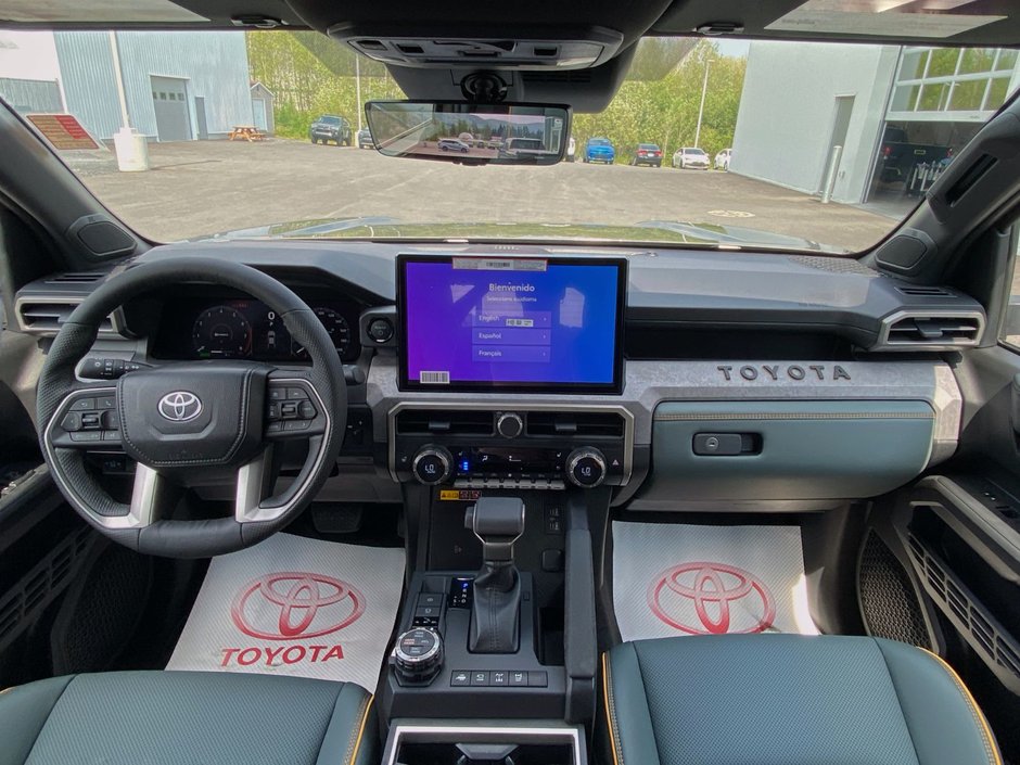 2025 Toyota TACOMA HV DOUBLE CAB Hybrid-15