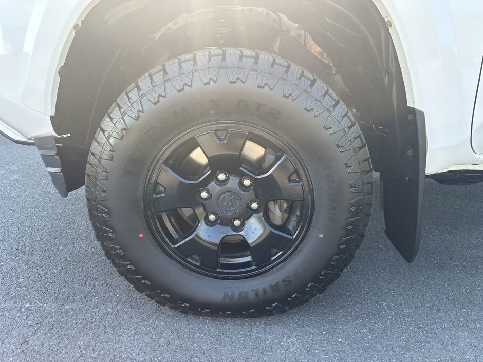 Toyota TACOMA SR5  2021-7