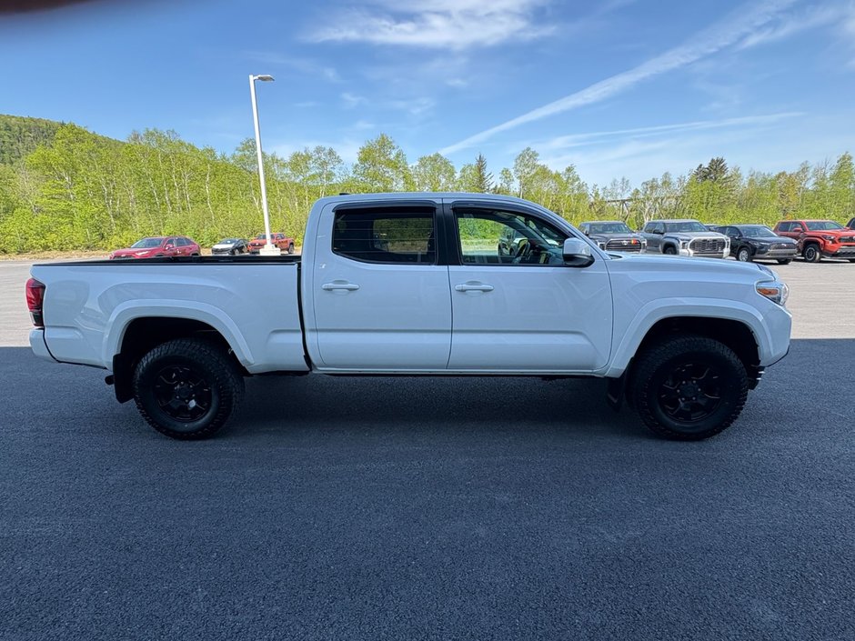 Toyota TACOMA SR5  2021-3