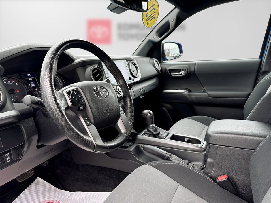 Toyota TACOMA TRD SPORT  2021-5