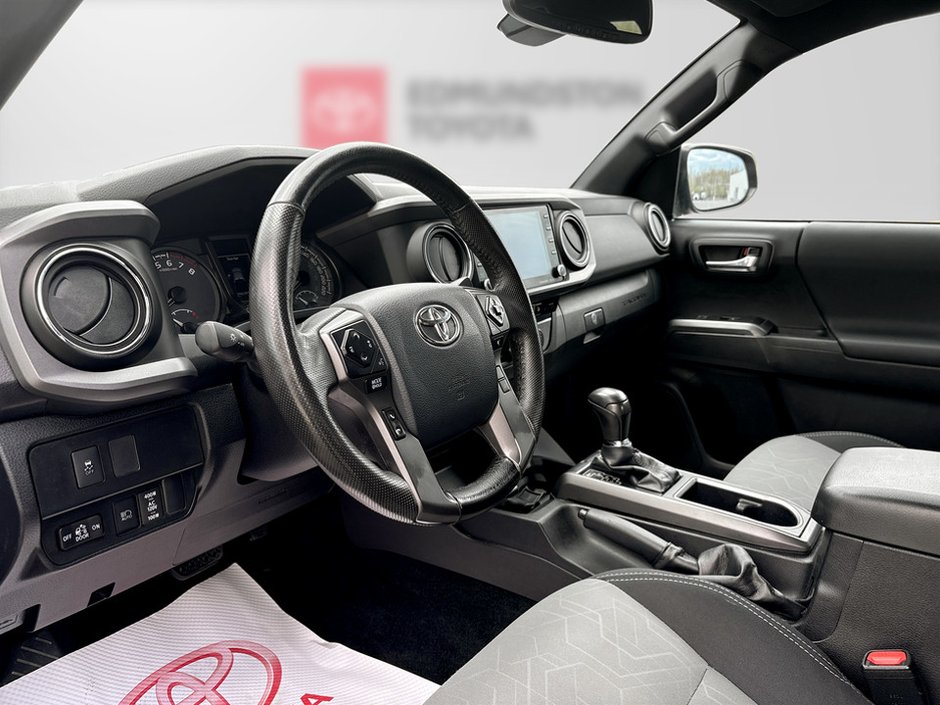 2020 Toyota TACOMA-11