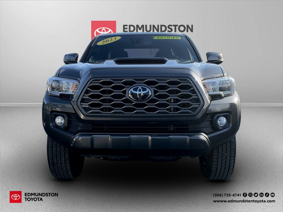 Toyota TACOMA  2023-4