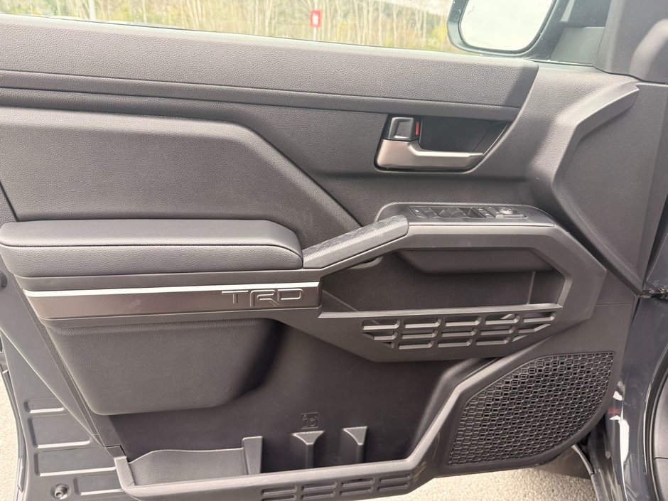 Toyota Tacoma DOUBLE CAB AT 2026-8