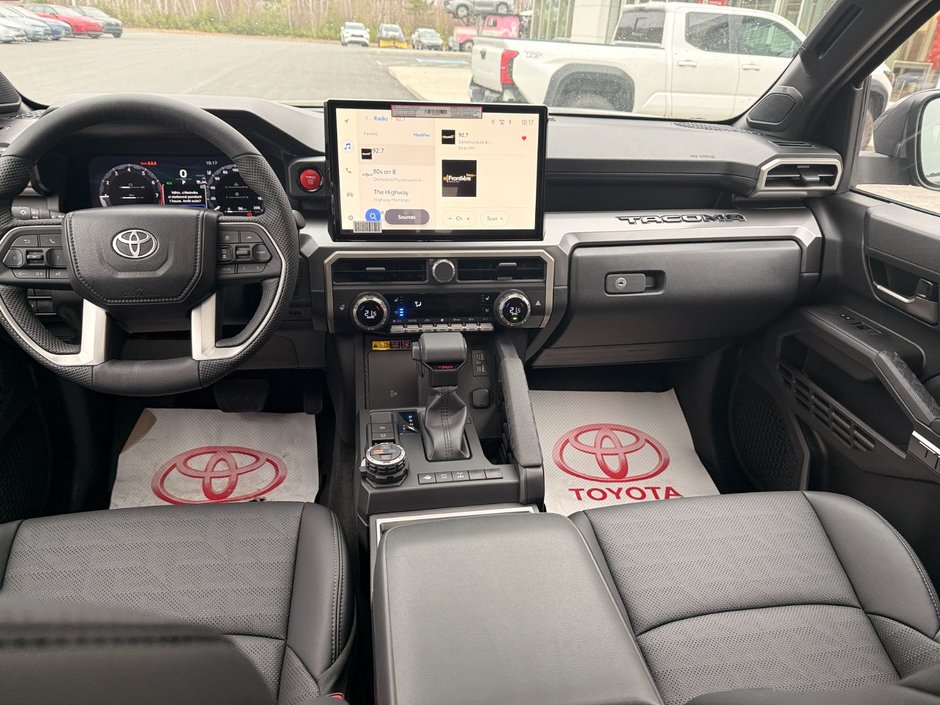 Toyota Tacoma DOUBLE CAB AT 2026-9