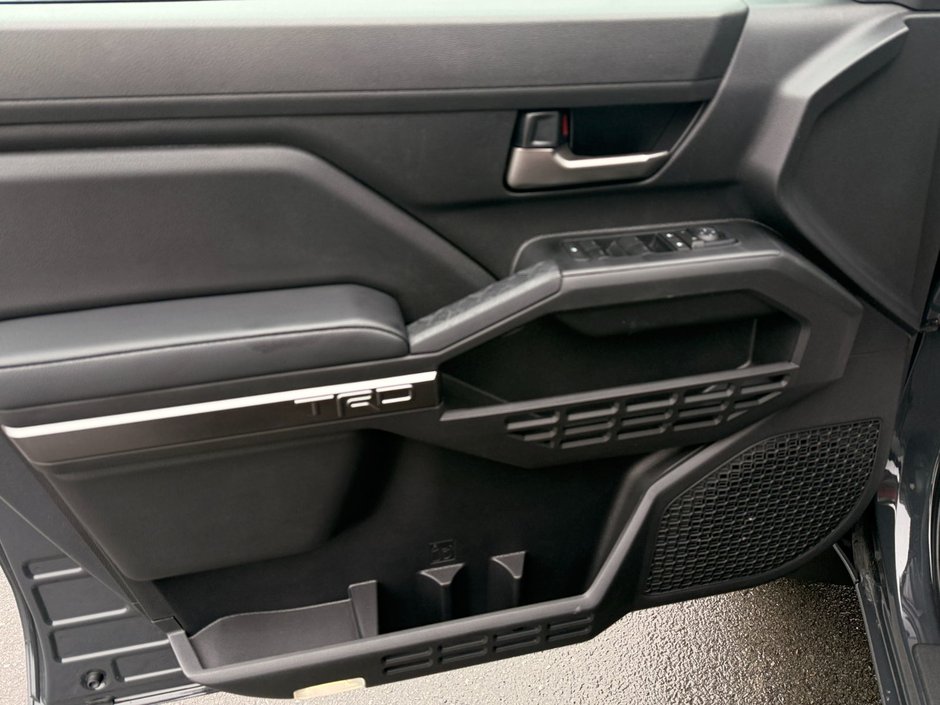 Toyota Tacoma DOUBLE CAB AT 2026-7