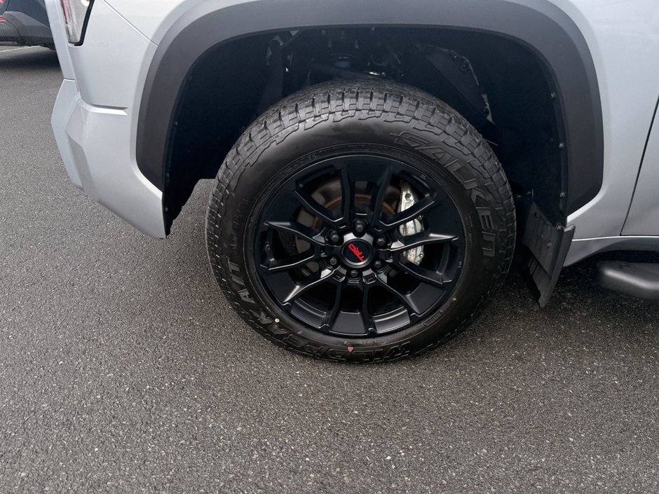 Toyota Tundra CREWMAX LIMITED 2026-5
