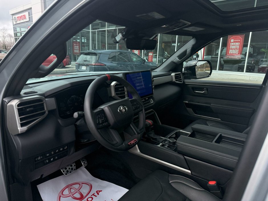 Toyota Tundra CREWMAX LIMITED 2026-6