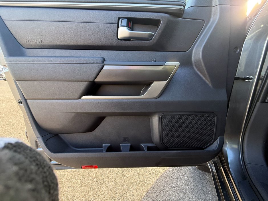 Toyota TUNDRA CREWMAX SR SR 2026-7